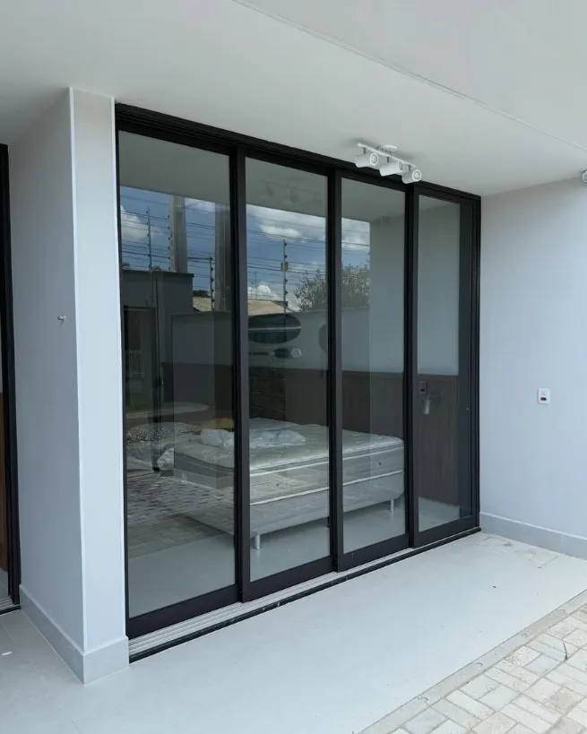 Portas de vidro em Paulínia - porta de vidro para sala e área interna